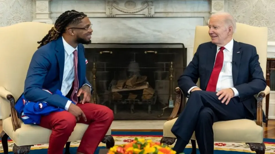 NFL: Damar Hamlin visitó a Joe Biden en la Casa Blanca