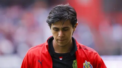 Doctor de Chivas sobre lesión de JJ Macías: 'No hay por qué no regrese al máximo nivel'