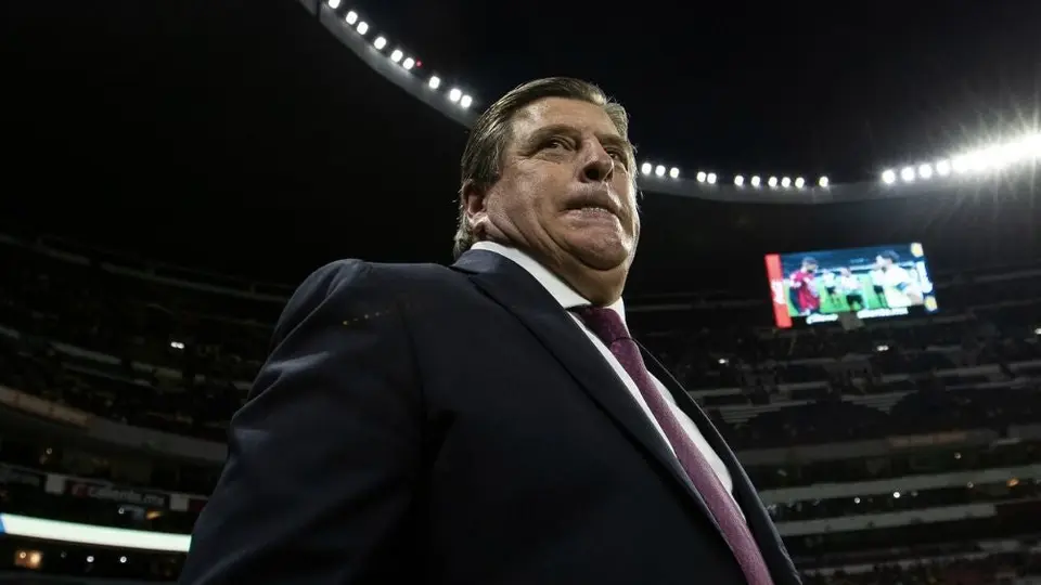 Miguel Herrera fue abucheado por la afición azulcrema a su regreso al Azteca