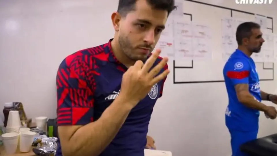 Alan Mozo anunció el 3-1 frente al América desde el vestidor previo a iniciar el partido