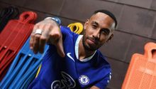 Aubameyang le dio 'like' a la publicación del Chelsea anunciando el despido de Graham Potter