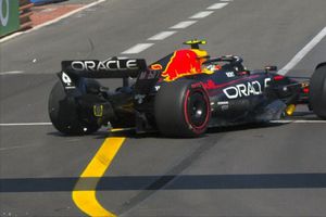 Sergio 'Checo' Pérez chocó durante la Qualy del Gran Premio de Mónaco y quedó eliminado