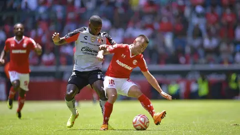 Atlas vs Toluca, en riesgo de posponerse por mal estado del campo tras concierto del 'Buki'