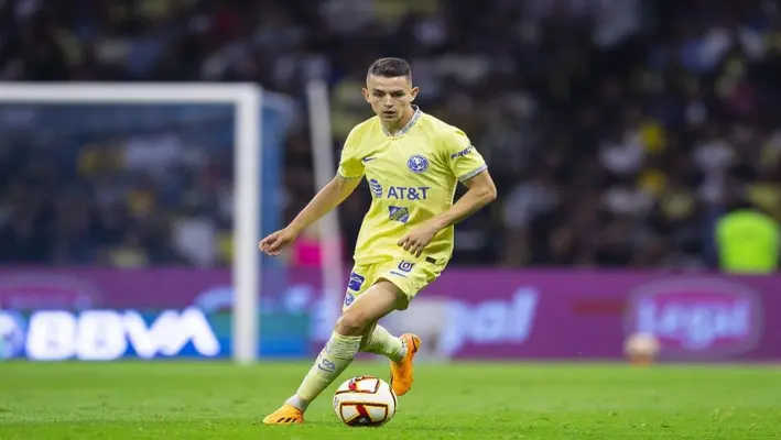 Álvaro Fidalgo: 'El América nunca puede estar contento con un empate en un Clásico'
