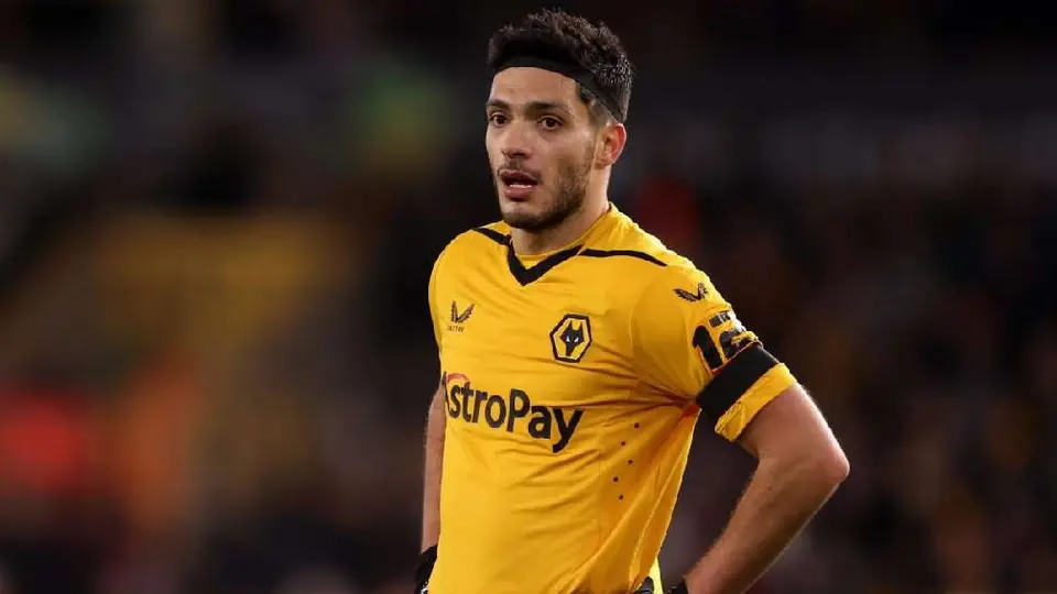 Raúl Jiménez, cerca de dejar a los Wolves y firmar con un 'grande' de Europa