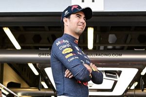 Checo Pérez luce fuerte en prácticas del Gran Premio de Bahréin
