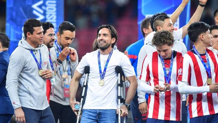Gerardo Espinoza celebrando el título de Tapatío | IMAGO 7