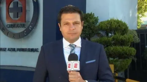 León Lecanda, con bochornoso momento en transmisión de ESPN previo al Puebla vs Gallos