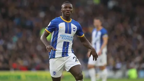 Arsenal, ofrecerá jugosa oferta por Moisés Caicedo del Brighton, quien ya se despidió del equipo