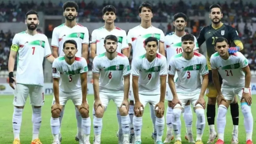 Irán: Futbolistas van a la cárcel por fiesta con alcohol y mujeres
