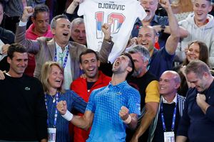 Novak Djokovic gana su décimo Abierto de Australia