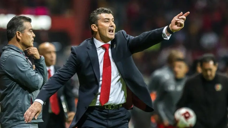 Cruz Azul: Chepo de la Torre, una de las opciones para tomar a La Máquina