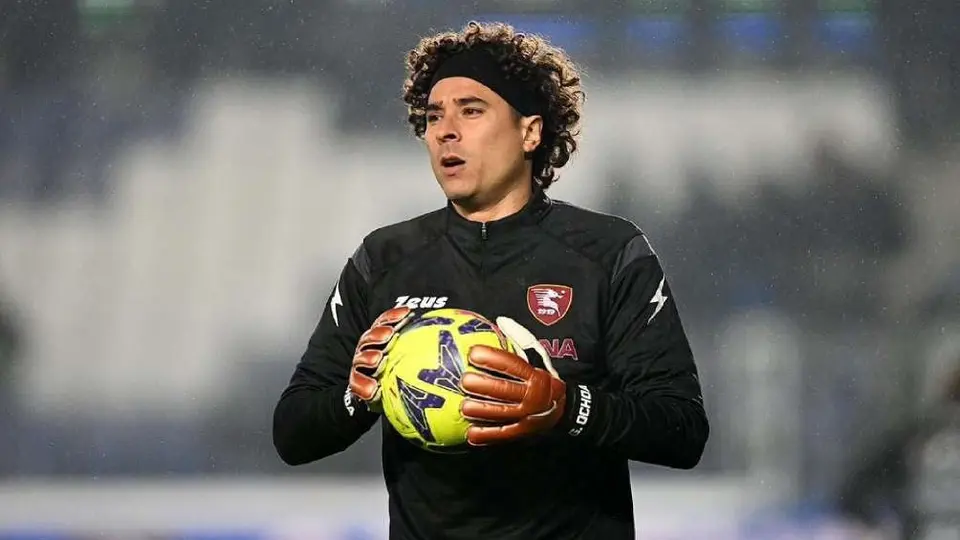 Guillermo Ochoa asegura que su llegada a un equipo grande es: "más fácil"