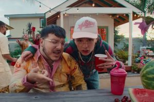 Peso Pluma y Grupo Frontera lanzan TULUM, ¿esta canción si le gustará a AMLO?