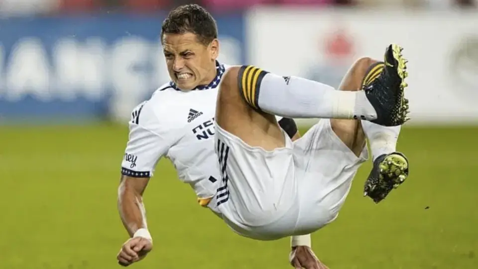 Javier 'Chicharito' Hernández será operado en las siguientes semanas