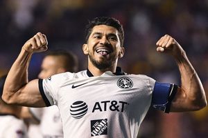 Henry Martín está involucrado en una 'maldición' que haría desaparecer a Mazatlán