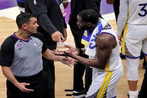 NBA: Draymond Green fue expulsado por tremendo pisotón a Domantas Sabonis