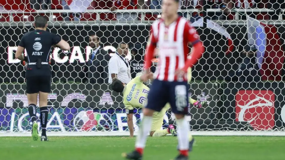 Programa revive polémica de Faitelson y Cuauhtémoc Blanco por imitación de Henry Martín