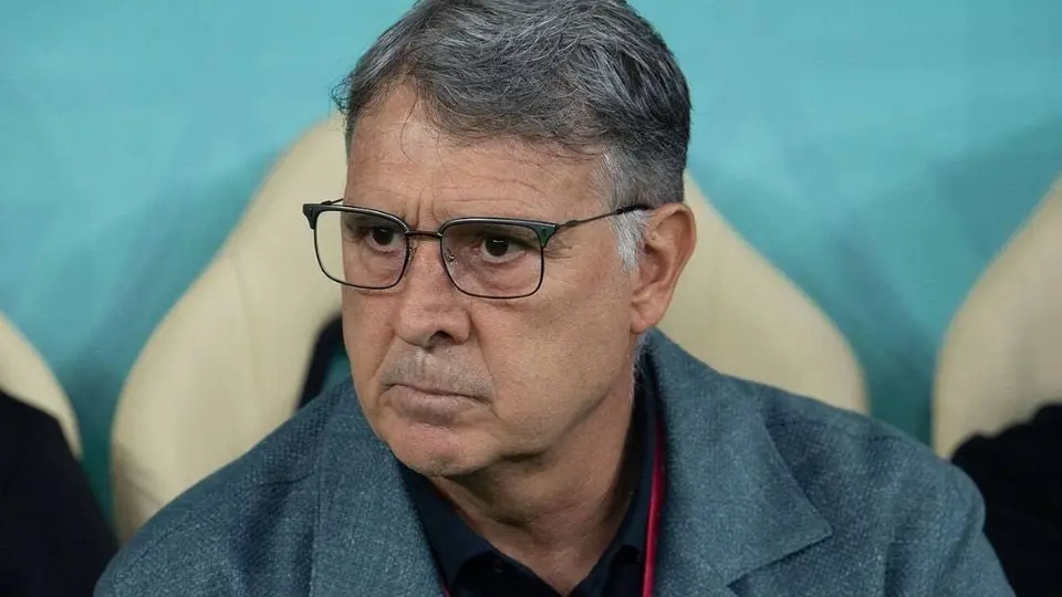Al 'Tata' Martino no lo quieren ni en su país, afición de Boca reprueba su llegada