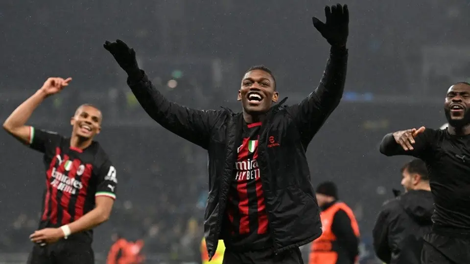 Milan elimina al Tottenham y regresa a Cuartos de Final de Champions 11 años después