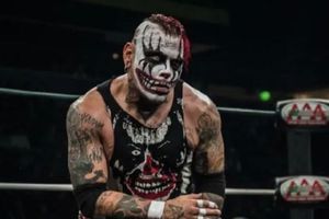 Pagano, luchador de la Triple A, fue hospitalizado tras recibir un martinete