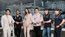 'Checo' Pérez y Max Verstappen recibieron lujosos relojes de Tag Heuer
