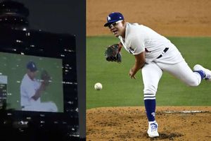 MLB: Apertura de Julio Urías de Opening Day es proyectada en pantalla gigante del WTC en CDMX