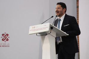 Martí Batres asume el cargo de jefe de Gobierno de la CDMX en sustitución de Claudia Sheinbaum