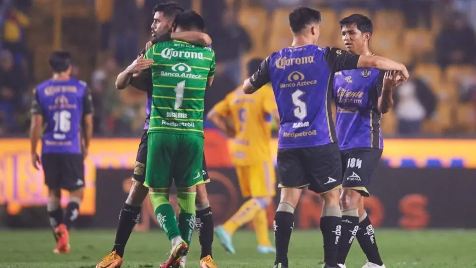 Mazatlán sorprende a Tigres y 'apaga' el Volcán