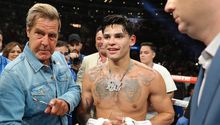 Ryan García despide a Joe Goossen tras perder con Gervonta Davis