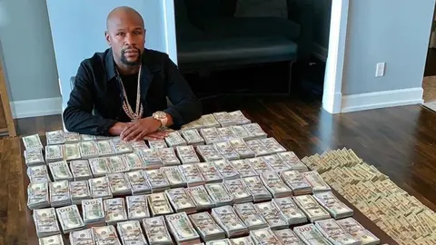 Floyd Mayweather gasta una fortuna en su Rolls Royce