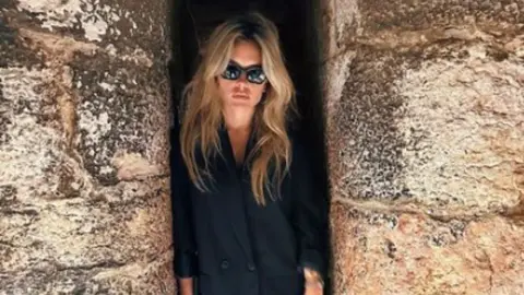 Novia de Toto Salvio explotó contra fans de Pumas: "Les voy a tirar el celular por la cabeza"