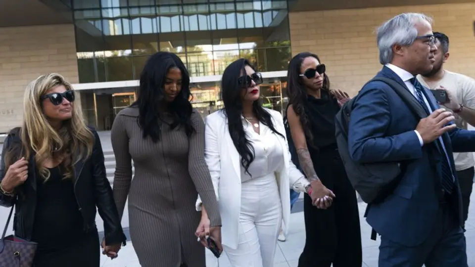Familia de Kobe Bryant ganó demanda por 28,5 MDD por uso indebido de fotos del accidente