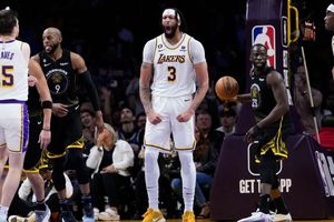 Lakers derrota a Warriors y cortan racha de victorias de Golden State