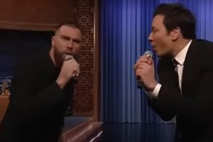 Chiefs: Travis Kelce, Campeón de la NFL, hace épico karaoke con Jimmy Fallon