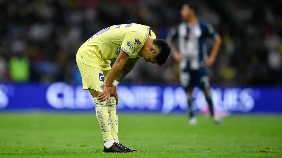 América: Francisco Javier González criticó los abucheos de la afición azulcrema