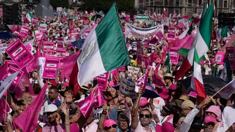 Marcha por el INE: Miles de personas protestaron contra reforma electoral