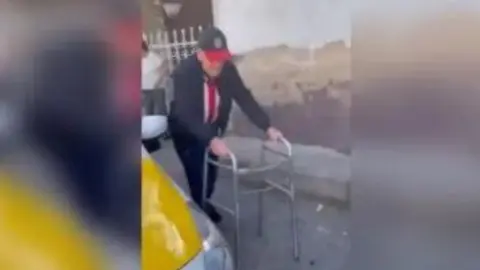 Aficionado de Chivas de 103 años pide que lo inviten a la Final contra Tigres