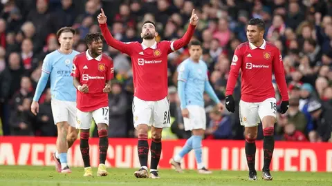Manchester United: Venció al City en un encuentro vibrante y lleno de polémica