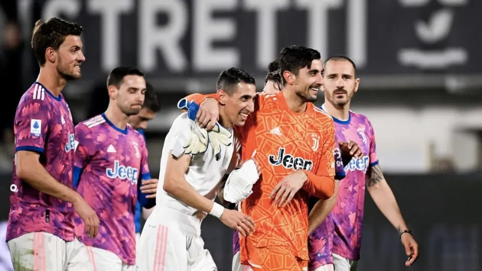 Juventus venció al Spezia y extendió su racha de encuentros sin perder