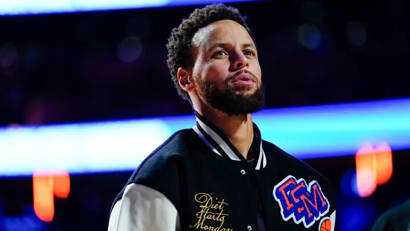 NBA: Curry se perderá al menos otras dos semanas con los Warriors por lesión