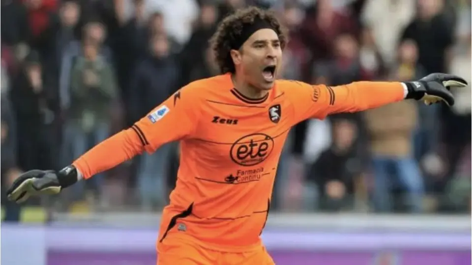 Memo Ochoa: Salernitana renovará al portero por dos temporadas, si no haya oferta de un grande