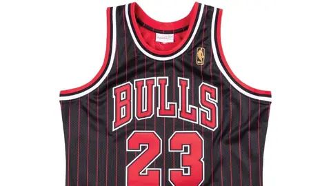 NBA: Mitchell & Ness saca colección de ropa para el Bulls vs Pistons en Francia