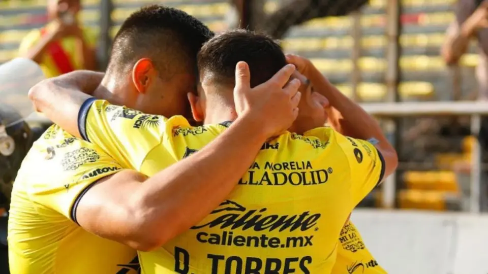 Portero de Atlético Morelia anota gol de portería a portería en Semifinales de Liga Expansión