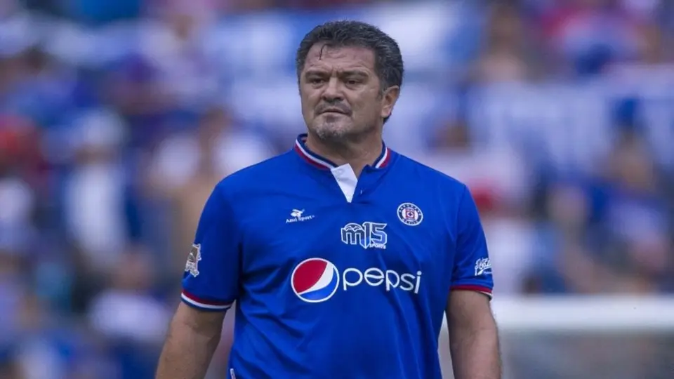 Carlos Hermosillo criticó la eliminación de la Máquina: 'Sigan jugando con el cariño de la afición'