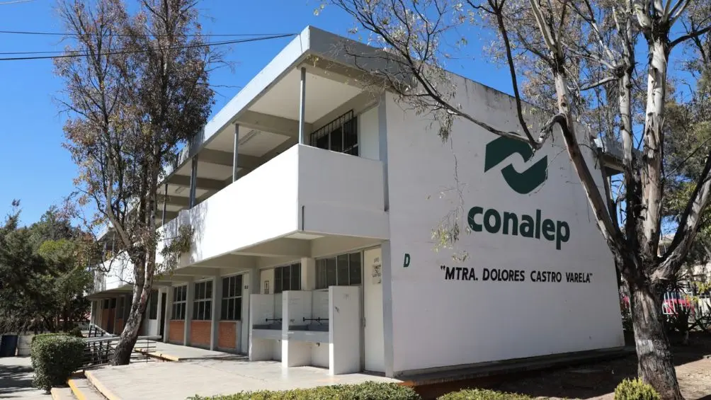 Los alumnos del Conalep destacaron la importancia de la preparación técnica y el trabajo que realizan para construir su futuro profesional. / Especial