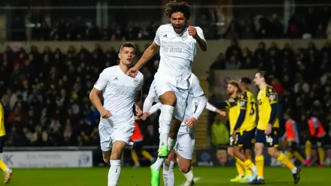 Copa FA: El Arsenal venció al Oxford y chocará contra el Manchester City
