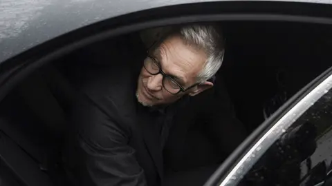 Gary Lineker: BBC decidió retirar sus segmentos deportivos de la programación