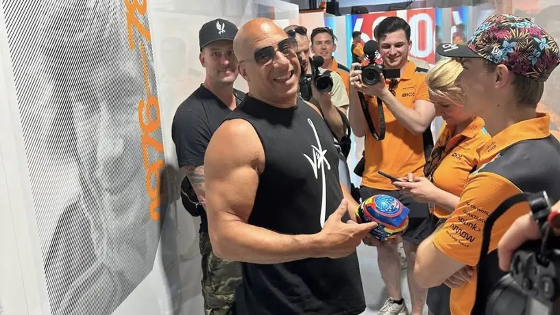 Vin Diesel coqueteó con reportera de Fox Sports previo al Gran Premio de Miami