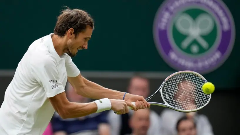 Wimbledon permitirá participación de tenistas rusos y bielorrusos